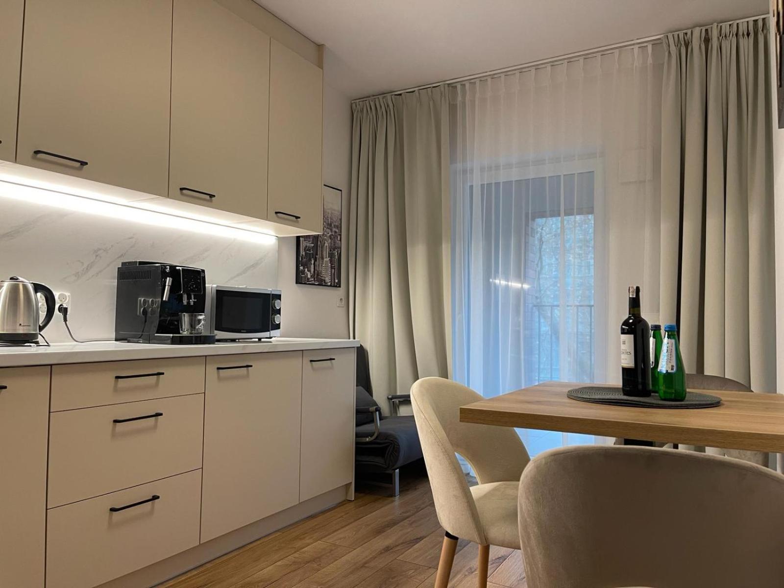 City Sense New Apartments - Main Station And City Center Wrocław Eksteriør bilde