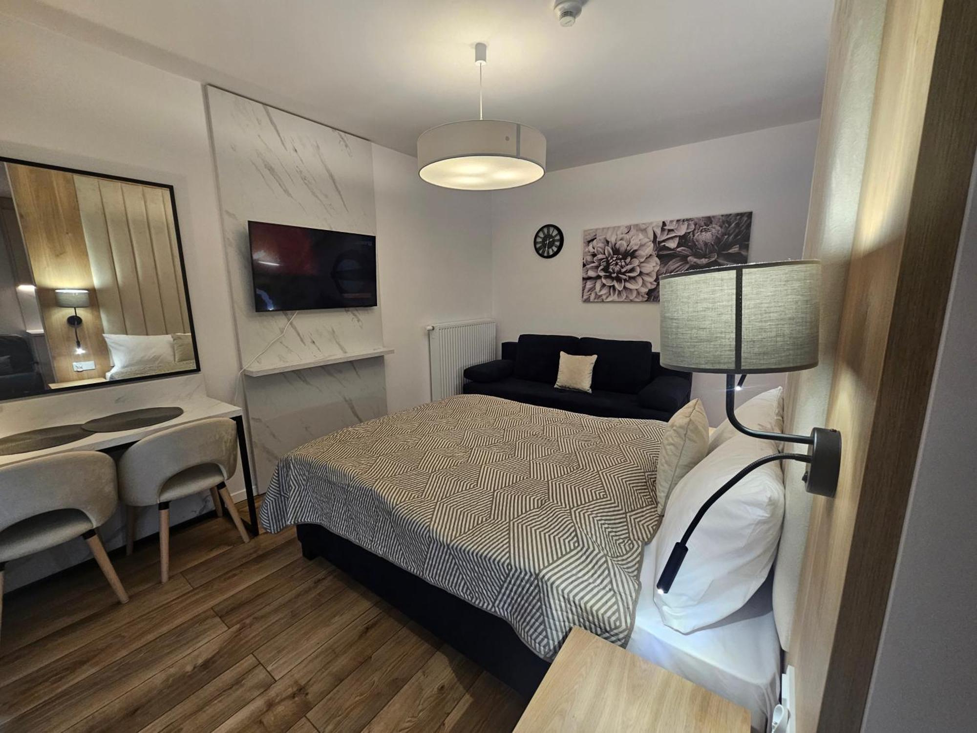 City Sense New Apartments - Main Station And City Center Wrocław Eksteriør bilde
